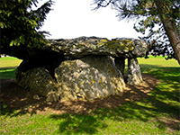 dolmen dolmen